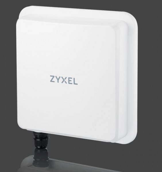 Zyxel FWA710 Router 5G exterior