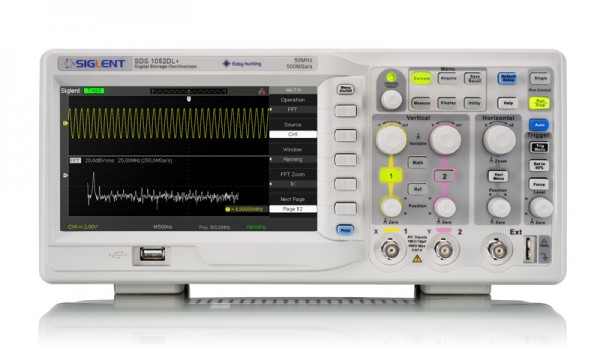 Siglent SDS1052DL+ Oszilloskop / Das SDS1052DL+ Oszilloskop bietet eine Bandbreite von 50 MHz, sowie 2 Kanäle, die gleichzeitig verwendet werden können.