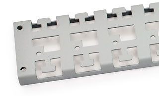 Triton 19"zbh. Kabelführungsleiste für den Rahmen, T 900mm, Lichtgrau,