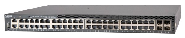 CommScope Ruckus ICX8200-48PF2-E Switch Full Managed 52x Capa3